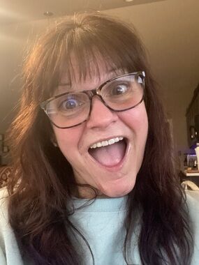 Meet your Posher, Brenda